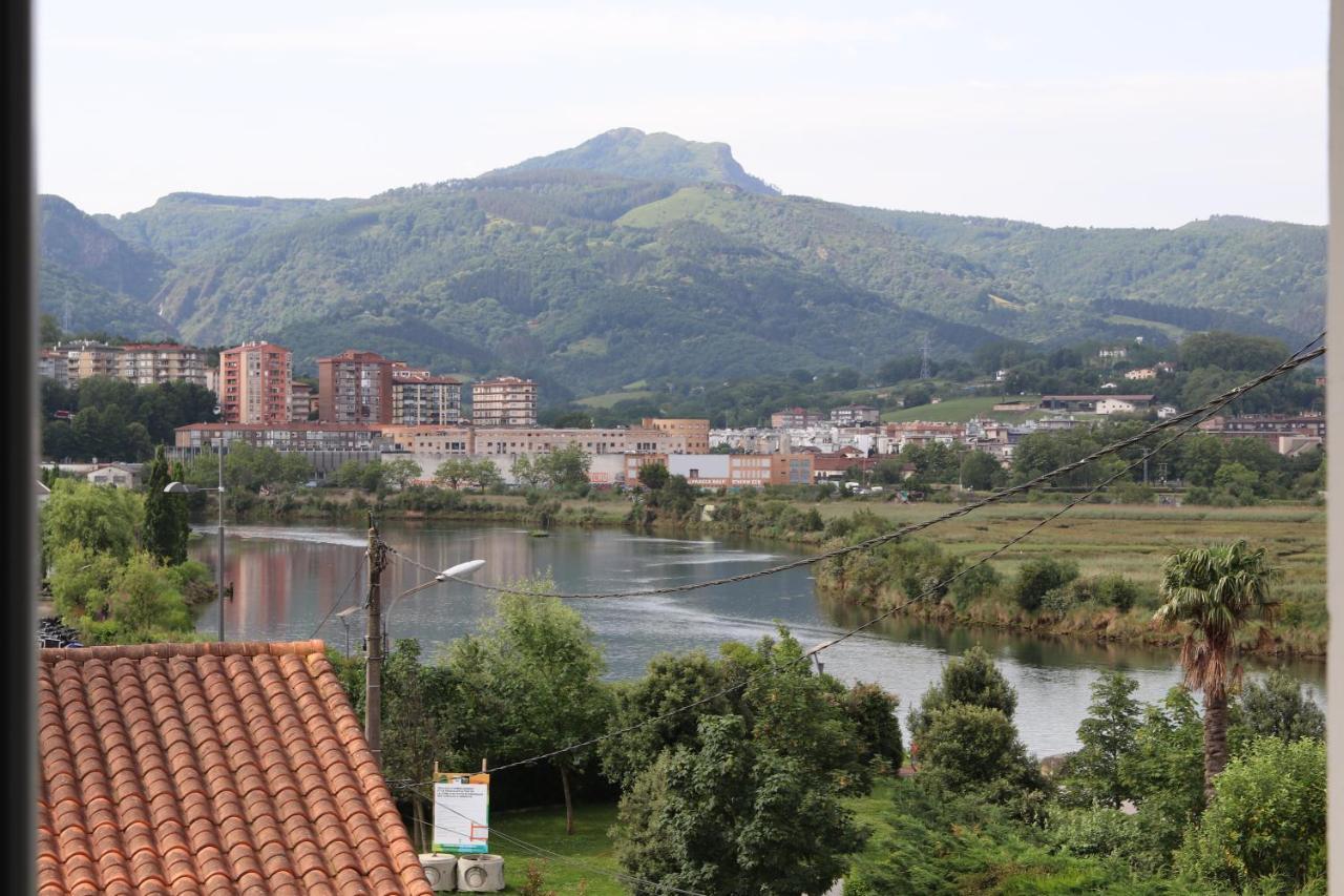 Chambres D'Hotes "Hor Dago" Pres De La Gare D'Hendaye Avec Le Petit-Dejeuner Kültér fotó
