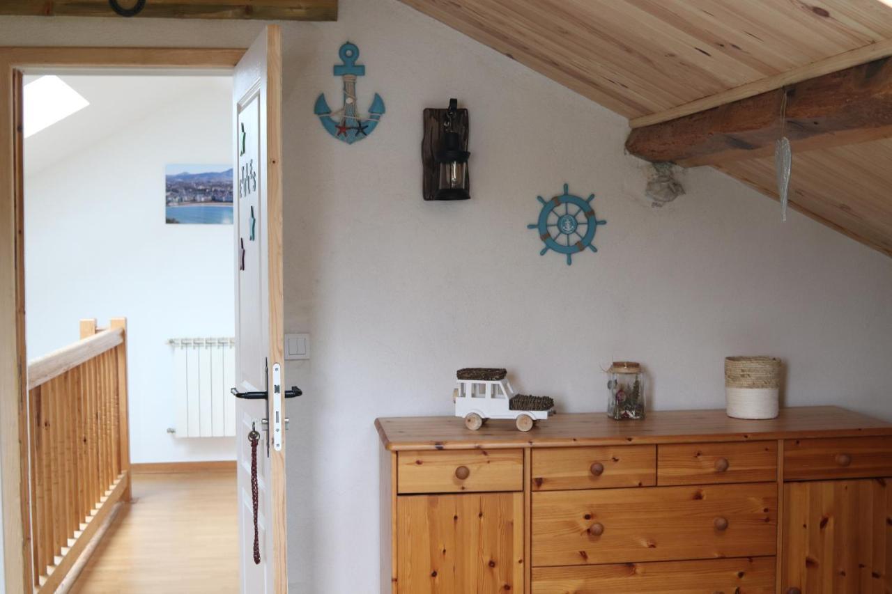 Chambres D'Hotes "Hor Dago" Pres De La Gare D'Hendaye Avec Le Petit-Dejeuner Kültér fotó