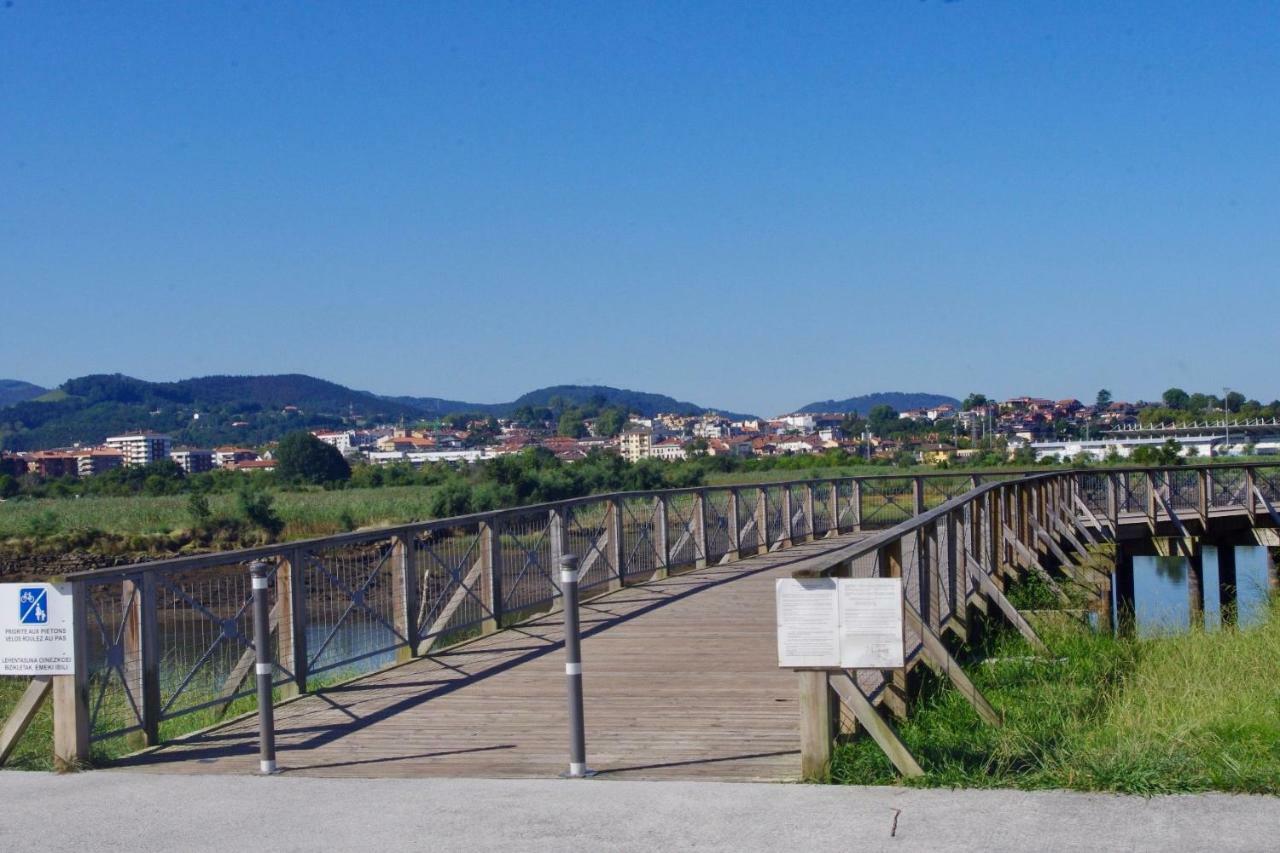 Chambres D'Hotes "Hor Dago" Pres De La Gare D'Hendaye Avec Le Petit-Dejeuner Kültér fotó
